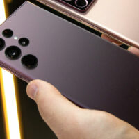 Buy Samsung Galaxy S22 with AT&T’s incredible offer